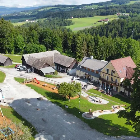 여관 Gasthof Wiesenhofer *