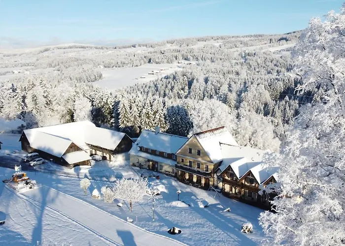 Gasthof Wiesenhofer * Miesenbach (Styria)